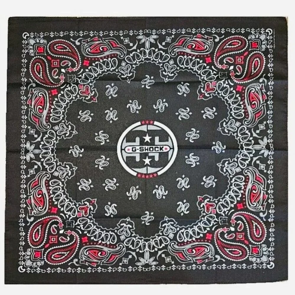 G-Shock Macyโs 35th Anniversary Paisley Bandana Black Red Limited Edition NWT - Picture 2 of 5